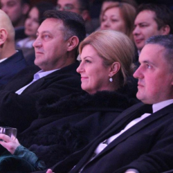 Rama Prozor Info Kolinda U Vitezu Lijepo Je Biti Me U Svojim Narodom