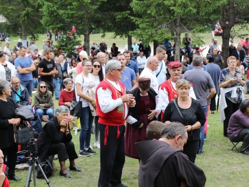 FOTO/VIDEO: Tisuće vjernika na Kedžari proslavilo ''Divin dan''