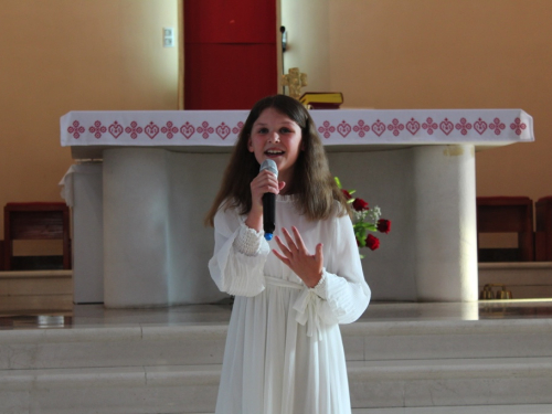 FOTO: U Prozoru održan 18. festival duhovne glazbe ''Djeca pjevaju Isusu''