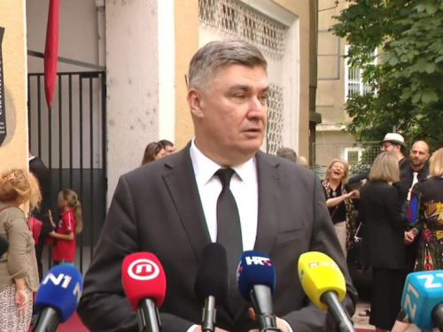 Milanović objavio kandidaturu za novi predsjednički mandat