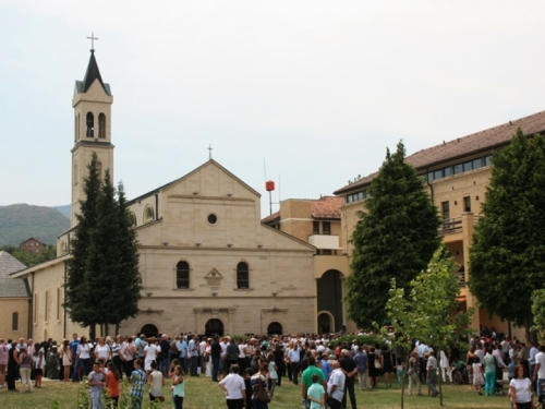 Program proslave Male Gospe na Šćitu