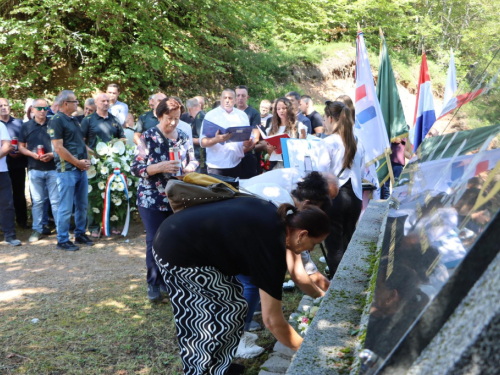 FOTO: Na Pomenu obilježena 31. obljetnica stradanja hrvatskih branitelja