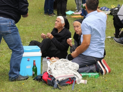 FOTO/VIDEO: Tisuće vjernika na Kedžari proslavilo ''Divin dan''