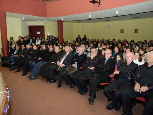 FOTO: Održan Božićni koncert ramskih župa