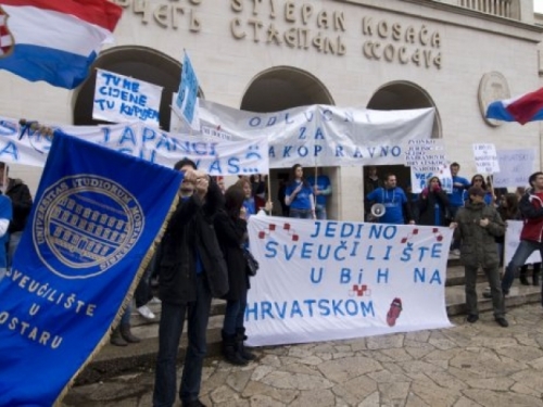 Nijedna važna odluka više se neće moći donijeti bez HNS-a