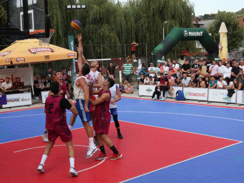 FOTO: 'Vlasenica IN Domić' pobjednik 22. Streetball Rama - Davor Ivančić Dačo