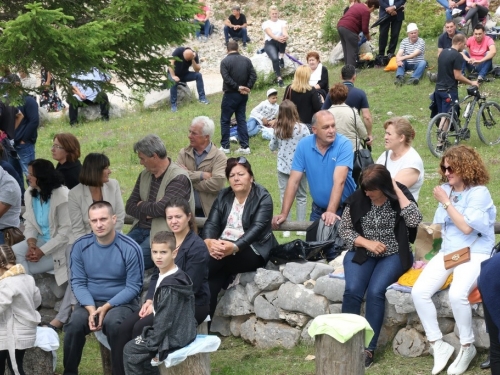 FOTO/VIDEO: Tisuće vjernika na Kedžari proslavilo ''Divin dan''