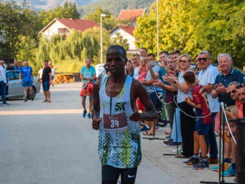 FOTO: 7. Ramski polumaraton - oboren rekord staze