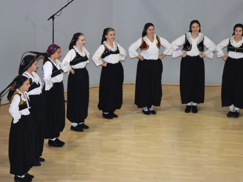 FOTO: 3. večer folklora u Prozoru - ''Običaje svoje zaboravit neću''