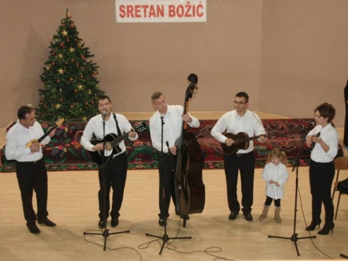 FOTO: Održan Božićni koncert ramskih župa