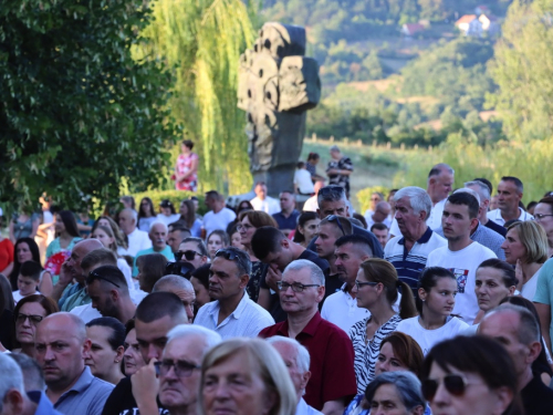 FOTO/VIDEO: Misa Uočnica na Šćitu - Velika Gospa 2024.