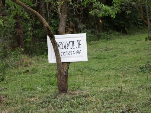 OGLAS: Prodaje se zemljište u Rumbocima