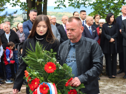 FOTO: Obilježena 31. obljetnica stradanja Hrvata na Uzdolu