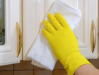 Sjajan kućni trik za čišćenje prljavih i masnih kuhinjskih ormarića u jednom potezu