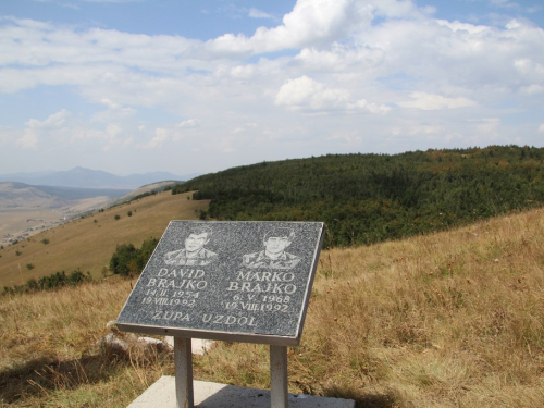 Ravašnica: Memorijal ''Marko i David Brajko''