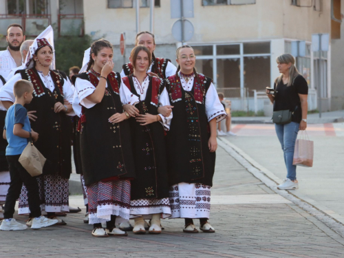 FOTO: 3. večer folklora u Prozoru - ''Običaje svoje zaboravit neću''