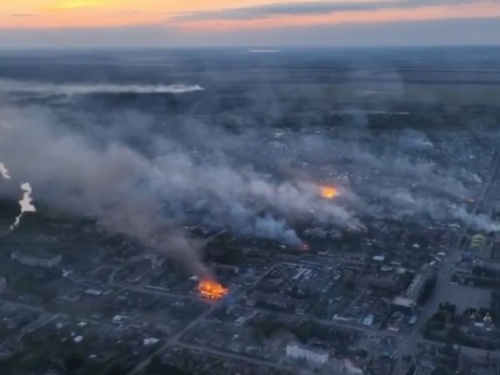 Novi proboj Rusa, grad pretvoren u pepeo, zatočili civile