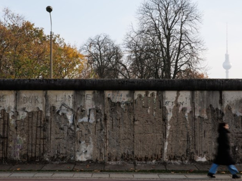 Više od pola milijuna ljudi obilježilo 35 godina od pada Berlinskog zida