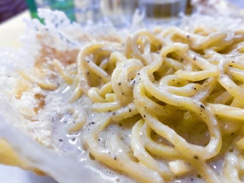 Tjestenina koja priča priču: Tajne pripreme klasičnog Cacio e Pepe