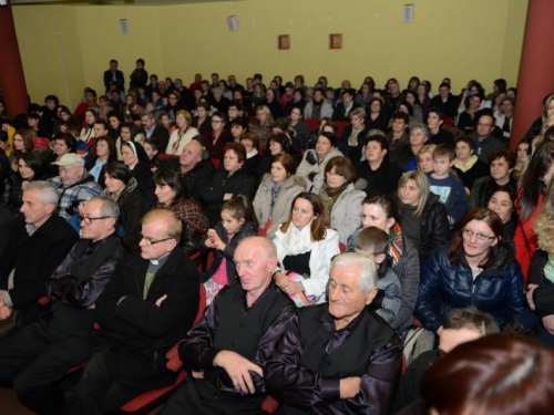 FOTO: Održan Božićni koncert ramskih župa