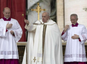 Papa Franjo poziva na olimpijsko primirje za zemlje u ratu, moli za mir