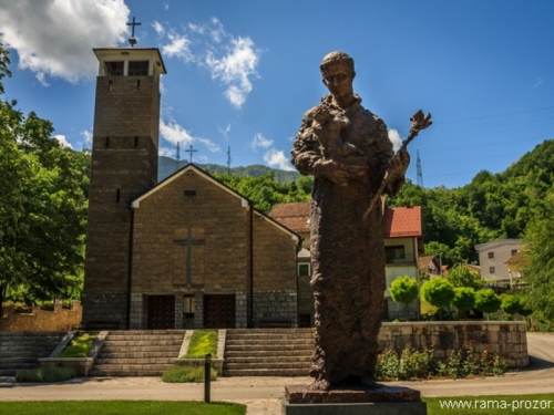 Poziv i program proslave sv. Ante na Gračacu