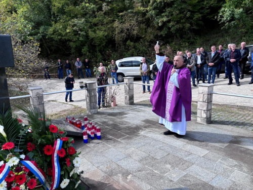 FOTO: Na Hudutskom obilježena 31. obljetnica stradanja Hrvata