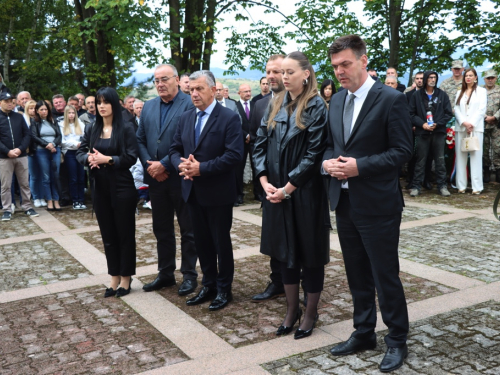 FOTO: Obilježena 31. obljetnica stradanja Hrvata na Uzdolu