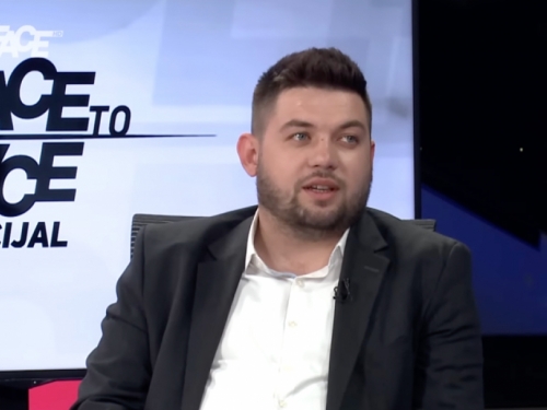 Uzunović: Iz SDA su mi nudili 3 milijuna KM u kešu da ne glasujem za Vladu