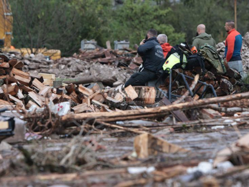 Jablanica: Stanje na terenu i dalje teško, spasioci ulažu nadljudske napore u potrazi za nestalim