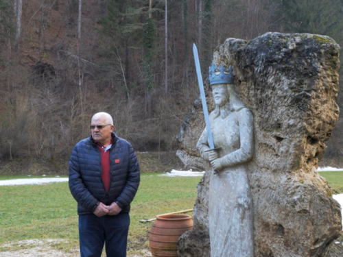 Kopali temelje centrale, iskopali bosansku kraljicu pokrivenu zlatom i svilom