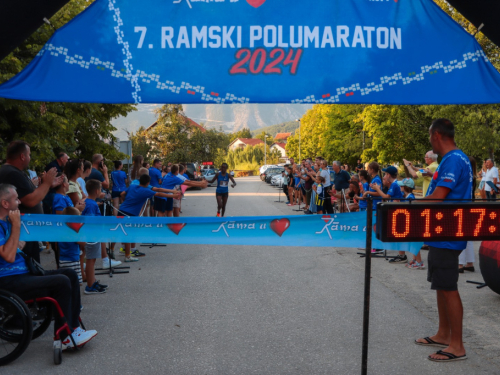 FOTO: 7. Ramski polumaraton - oboren rekord staze