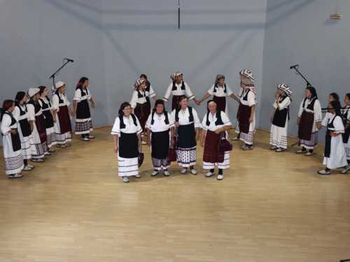 FOTO: 3. večer folklora u Prozoru - ''Običaje svoje zaboravit neću''