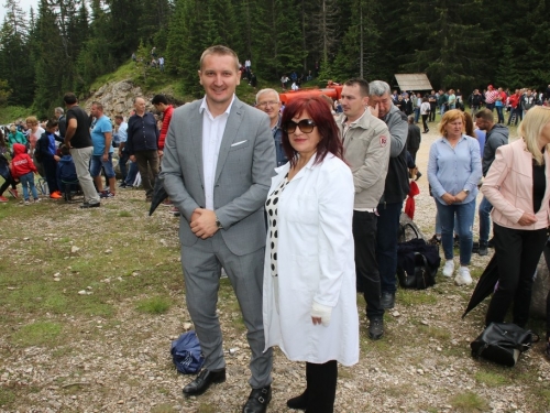 FOTO/VIDEO: Tisuće vjernika na Kedžari proslavilo ''Divin dan''