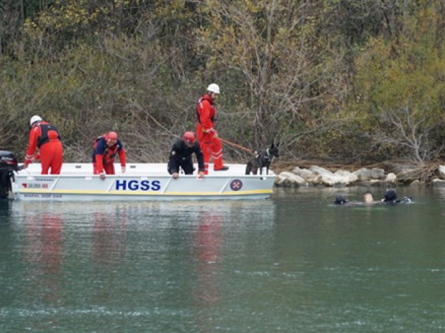 Nestao ribar na Jablaničkom jezeru. Hercegovački GSS-ovi traže 55-godišnjaka!