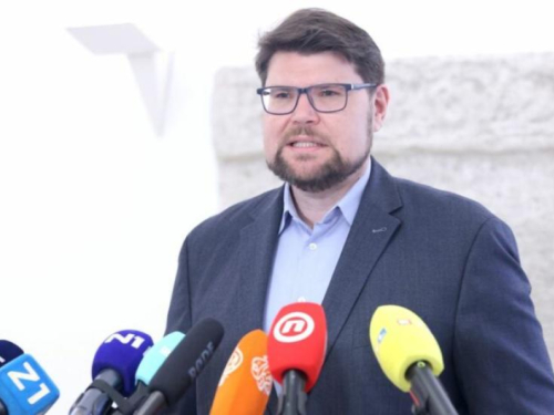 SDP danas odlučuje o Milanoviću: “Moramo okrenuti novu stranicu”