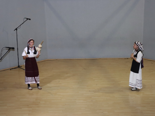 FOTO: 3. večer folklora u Prozoru - ''Običaje svoje zaboravit neću''