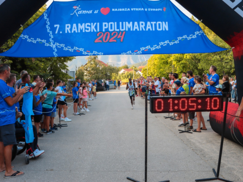 FOTO: 7. Ramski polumaraton - oboren rekord staze