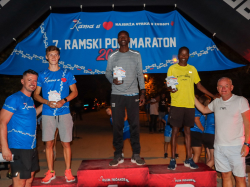 FOTO: 7. Ramski polumaraton - oboren rekord staze