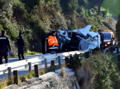 Dubrovnik: Stijena pala na kombi, jedna osoba na mjestu poginula