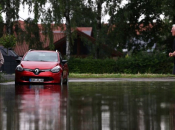 Oluja u Njemačkoj: Grom pogodio skladište, gorjela kuća