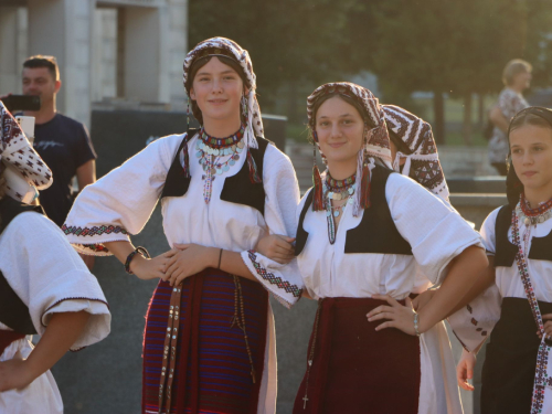 FOTO: 3. večer folklora u Prozoru - ''Običaje svoje zaboravit neću''